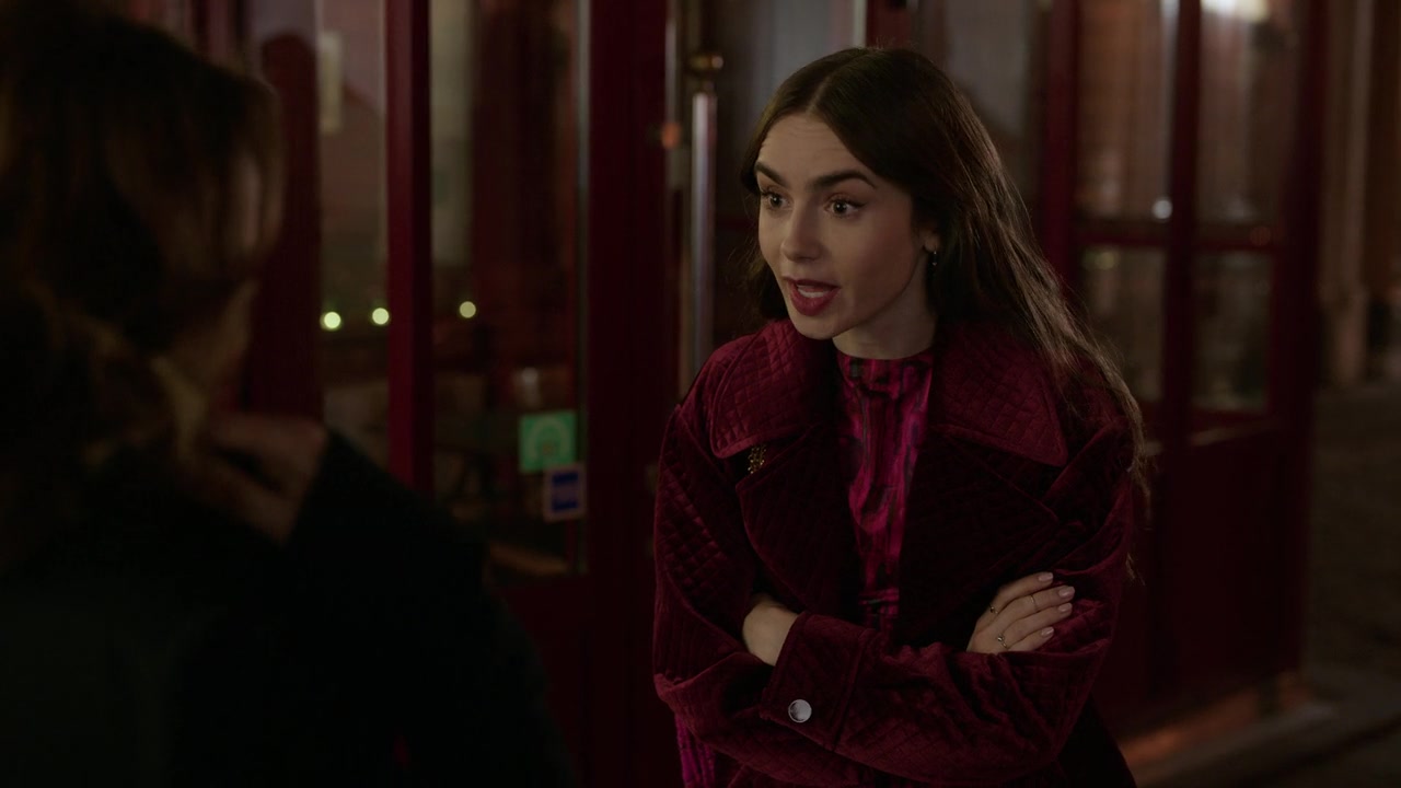 Emily_in_Paris_S01E04_A_Kiss_Is_Just_A_Kiss_720p_NF_WEB-DL_DDP5_1_x264-BTN_1033.jpg Emily_in_Paris_S01E04_A_Kiss_Is_Just_A_Kiss_720p_NF_WEB-DL_DDP5_1_x264-BTN_1033.jpg