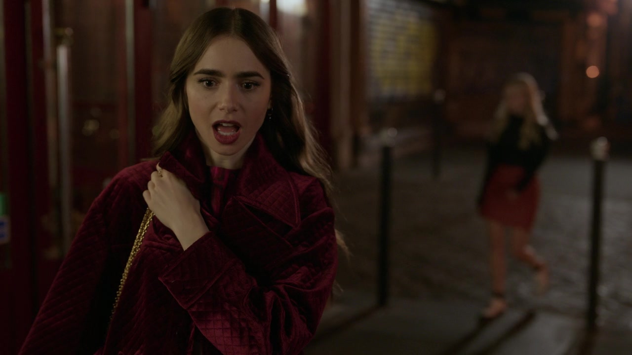 Emily_in_Paris_S01E04_A_Kiss_Is_Just_A_Kiss_720p_NF_WEB-DL_DDP5_1_x264-BTN_1078.jpg Emily_in_Paris_S01E04_A_Kiss_Is_Just_A_Kiss_720p_NF_WEB-DL_DDP5_1_x264-BTN_1078.jpg