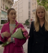 Emily_in_Paris_S01E04_A_Kiss_Is_Just_A_Kiss_720p_NF_WEB-DL_DDP5_1_x264-BTN_0070.jpg