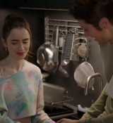 Emily_in_Paris_S01E04_A_Kiss_Is_Just_A_Kiss_720p_NF_WEB-DL_DDP5_1_x264-BTN_0223.jpg
