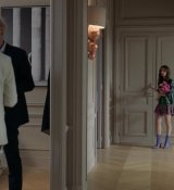 Emily_in_Paris_S01E04_A_Kiss_Is_Just_A_Kiss_720p_NF_WEB-DL_DDP5_1_x264-BTN_0278.jpg