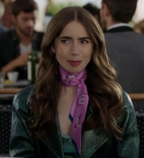 Emily_in_Paris_S01E04_A_Kiss_Is_Just_A_Kiss_720p_NF_WEB-DL_DDP5_1_x264-BTN_0415.jpg
