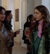Emily_in_Paris_S01E04_A_Kiss_Is_Just_A_Kiss_720p_NF_WEB-DL_DDP5_1_x264-BTN_0523.jpg