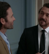Emily_in_Paris_S01E04_A_Kiss_Is_Just_A_Kiss_720p_NF_WEB-DL_DDP5_1_x264-BTN_0667.jpg