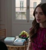 Emily_in_Paris_S01E04_A_Kiss_Is_Just_A_Kiss_720p_NF_WEB-DL_DDP5_1_x264-BTN_0742.jpg