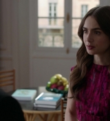 Emily_in_Paris_S01E04_A_Kiss_Is_Just_A_Kiss_720p_NF_WEB-DL_DDP5_1_x264-BTN_0758.jpg