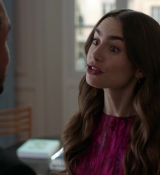 Emily_in_Paris_S01E04_A_Kiss_Is_Just_A_Kiss_720p_NF_WEB-DL_DDP5_1_x264-BTN_0766.jpg