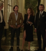 Emily_in_Paris_S01E04_A_Kiss_Is_Just_A_Kiss_720p_NF_WEB-DL_DDP5_1_x264-BTN_0810.jpg