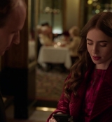 Emily_in_Paris_S01E04_A_Kiss_Is_Just_A_Kiss_720p_NF_WEB-DL_DDP5_1_x264-BTN_0830.jpg