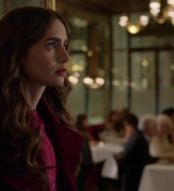 Emily_in_Paris_S01E04_A_Kiss_Is_Just_A_Kiss_720p_NF_WEB-DL_DDP5_1_x264-BTN_0858.jpg