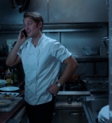 Emily_in_Paris_S01E04_A_Kiss_Is_Just_A_Kiss_720p_NF_WEB-DL_DDP5_1_x264-BTN_0877.jpg