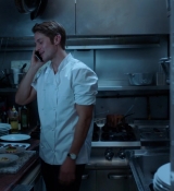 Emily_in_Paris_S01E04_A_Kiss_Is_Just_A_Kiss_720p_NF_WEB-DL_DDP5_1_x264-BTN_0878.jpg