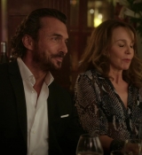 Emily_in_Paris_S01E04_A_Kiss_Is_Just_A_Kiss_720p_NF_WEB-DL_DDP5_1_x264-BTN_0948.jpg