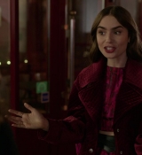Emily_in_Paris_S01E04_A_Kiss_Is_Just_A_Kiss_720p_NF_WEB-DL_DDP5_1_x264-BTN_1035.jpg