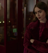 Emily_in_Paris_S01E04_A_Kiss_Is_Just_A_Kiss_720p_NF_WEB-DL_DDP5_1_x264-BTN_1049.jpg