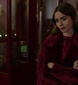 Emily_in_Paris_S01E04_A_Kiss_Is_Just_A_Kiss_720p_NF_WEB-DL_DDP5_1_x264-BTN_1050.jpg