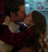 Emily_in_Paris_S01E04_A_Kiss_Is_Just_A_Kiss_720p_NF_WEB-DL_DDP5_1_x264-BTN_1066.jpg