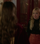 Emily_in_Paris_S01E04_A_Kiss_Is_Just_A_Kiss_720p_NF_WEB-DL_DDP5_1_x264-BTN_1080.jpg