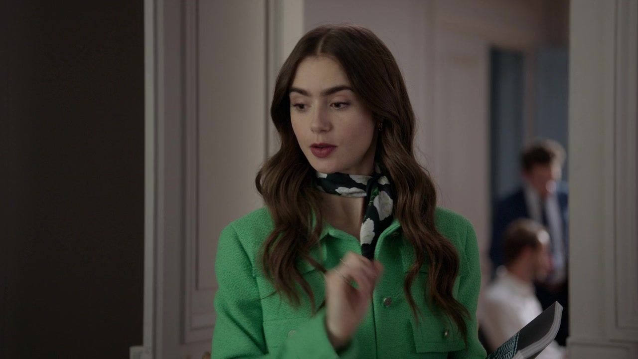 Emily_in_Paris_S01E05_Faux_Amis_720p_NF_WEB-DL_DDP5_1_x264-BTN_0191.jpg Emily_in_Paris_S01E05_Faux_Amis_720p_NF_WEB-DL_DDP5_1_x264-BTN_0191.jpg