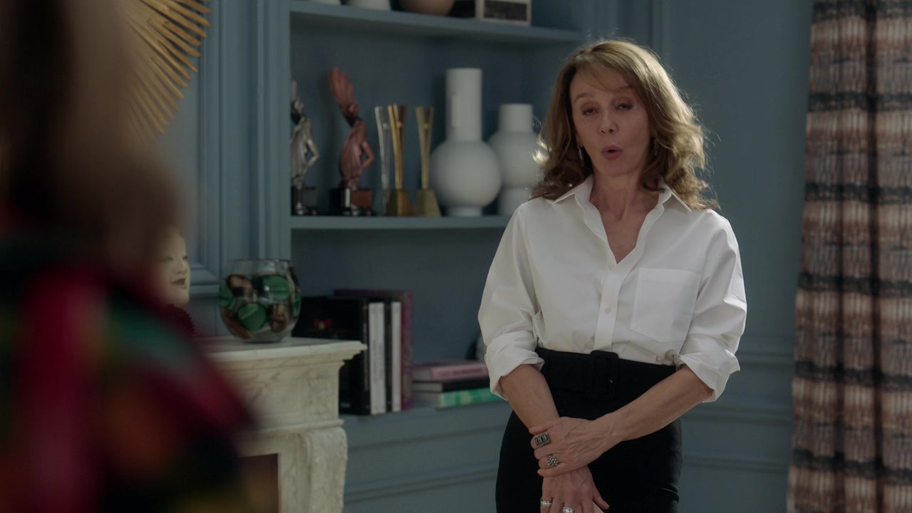 Emily_in_Paris_S01E05_Faux_Amis_720p_NF_WEB-DL_DDP5_1_x264-BTN_0791.jpg Emily_in_Paris_S01E05_Faux_Amis_720p_NF_WEB-DL_DDP5_1_x264-BTN_0791.jpg