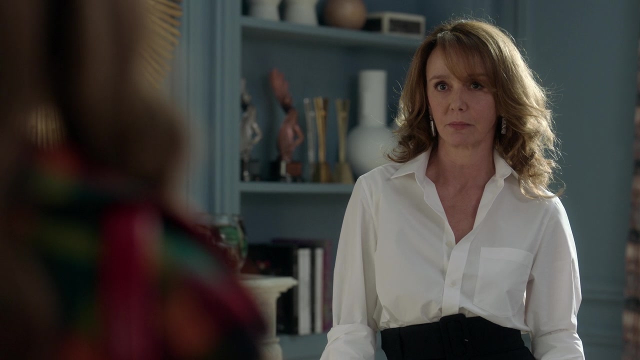 Emily_in_Paris_S01E05_Faux_Amis_720p_NF_WEB-DL_DDP5_1_x264-BTN_0806.jpg Emily_in_Paris_S01E05_Faux_Amis_720p_NF_WEB-DL_DDP5_1_x264-BTN_0806.jpg