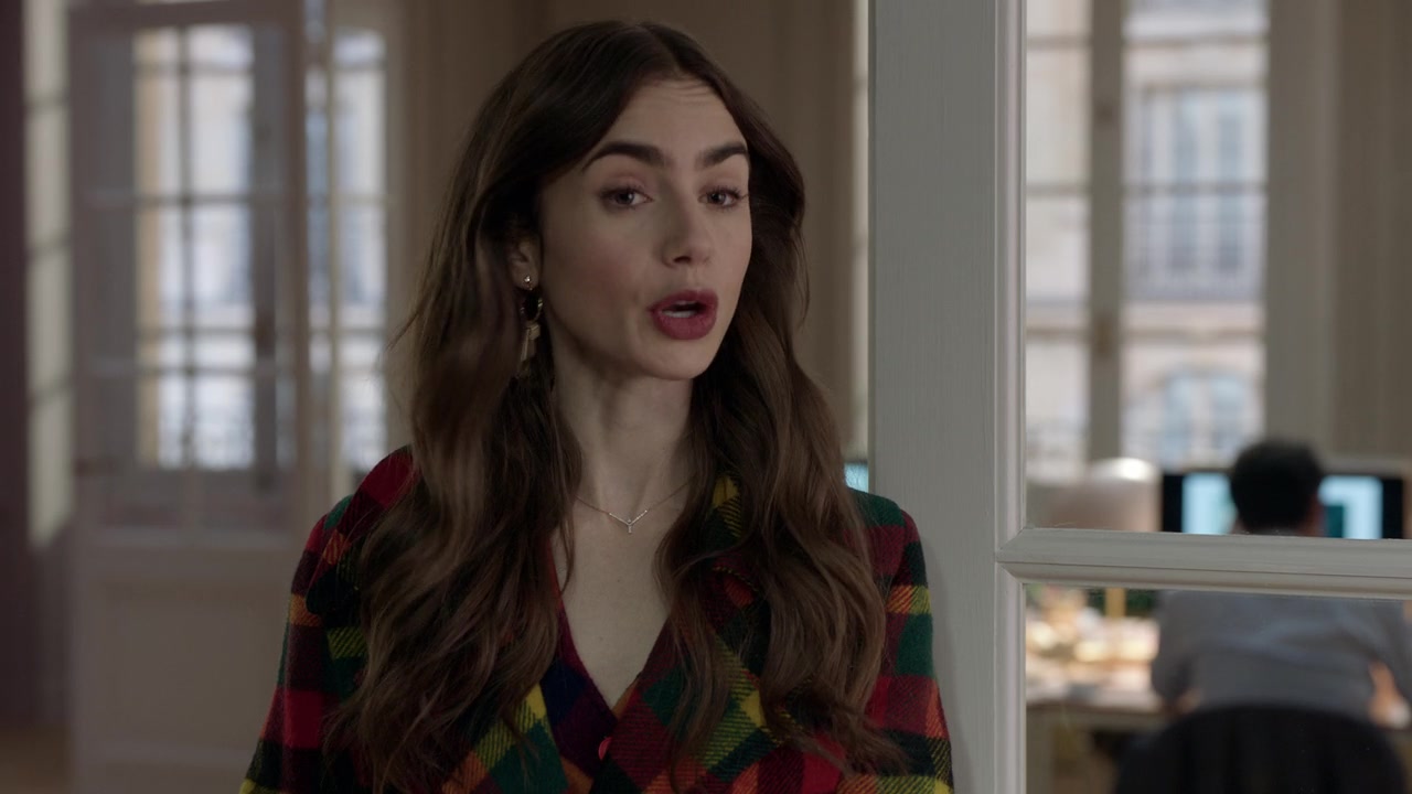 Emily_in_Paris_S01E05_Faux_Amis_720p_NF_WEB-DL_DDP5_1_x264-BTN_0826.jpg Emily_in_Paris_S01E05_Faux_Amis_720p_NF_WEB-DL_DDP5_1_x264-BTN_0826.jpg