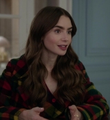 Emily_in_Paris_S01E05_Faux_Amis_720p_NF_WEB-DL_DDP5_1_x264-BTN_0651.jpg