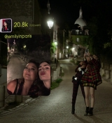 Emily_in_Paris_S01E05_Faux_Amis_720p_NF_WEB-DL_DDP5_1_x264-BTN_0946.jpg