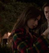Emily_in_Paris_S01E05_Faux_Amis_720p_NF_WEB-DL_DDP5_1_x264-BTN_0952.jpg