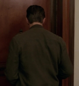 Emily_in_Paris_S01E05_Faux_Amis_720p_NF_WEB-DL_DDP5_1_x264-BTN_0975.jpg