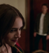 Emily_in_Paris_S01E05_Faux_Amis_720p_NF_WEB-DL_DDP5_1_x264-BTN_0990.jpg