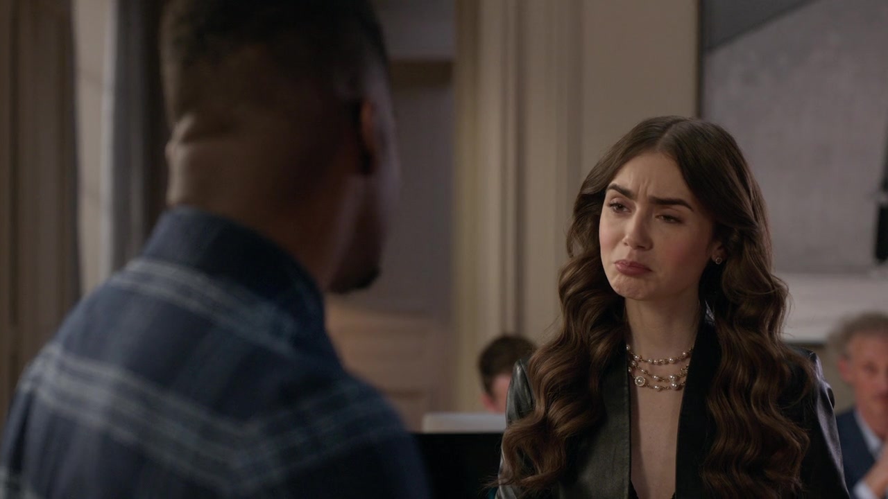 Emily_in_Paris_S01E06_Ringarde_720p_NF_WEB-DL_DDP5_1_x264-BTN_0147.jpg