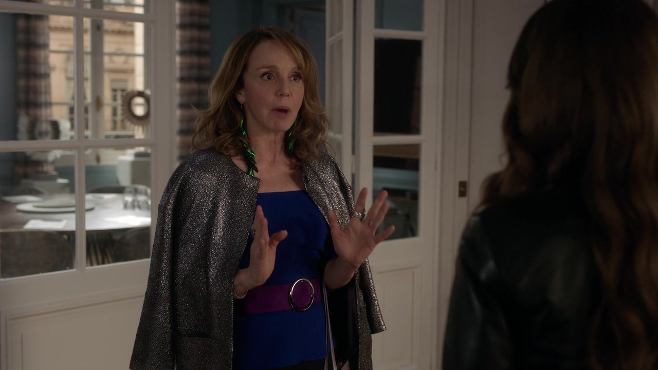 Emily_in_Paris_S01E06_Ringarde_720p_NF_WEB-DL_DDP5_1_x264-BTN_0169.jpg Emily_in_Paris_S01E06_Ringarde_720p_NF_WEB-DL_DDP5_1_x264-BTN_0169.jpg