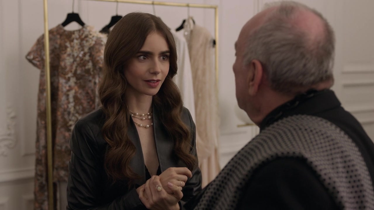 Emily_in_Paris_S01E06_Ringarde_720p_NF_WEB-DL_DDP5_1_x264-BTN_0222.jpg
