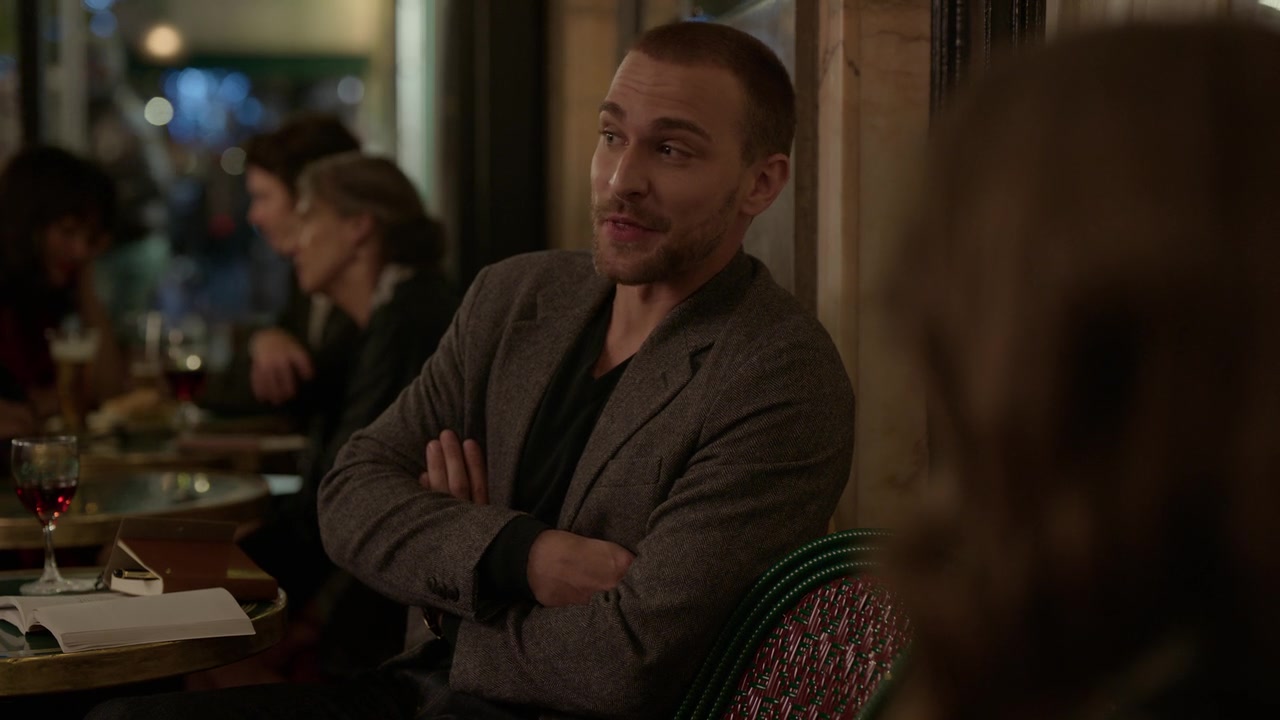 Emily_in_Paris_S01E06_Ringarde_720p_NF_WEB-DL_DDP5_1_x264-BTN_0312.jpg