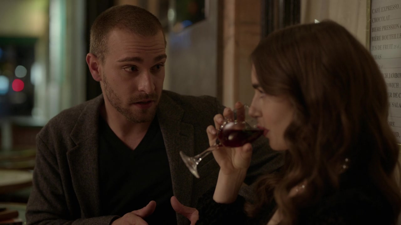 Emily_in_Paris_S01E06_Ringarde_720p_NF_WEB-DL_DDP5_1_x264-BTN_0352.jpg