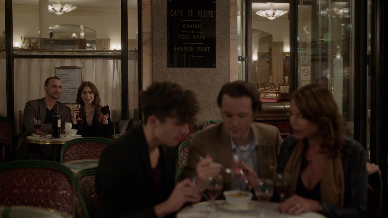 Emily_in_Paris_S01E06_Ringarde_720p_NF_WEB-DL_DDP5_1_x264-BTN_0363.jpg