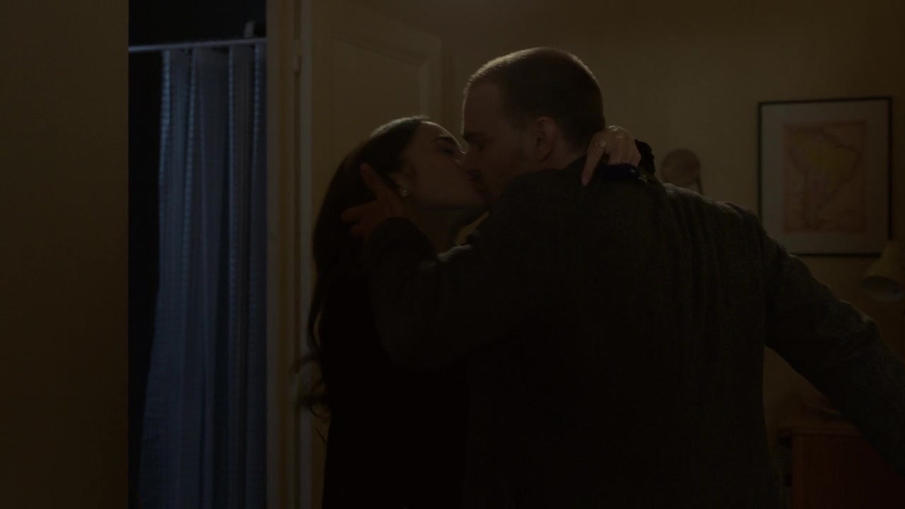 Emily_in_Paris_S01E06_Ringarde_720p_NF_WEB-DL_DDP5_1_x264-BTN_0380.jpg