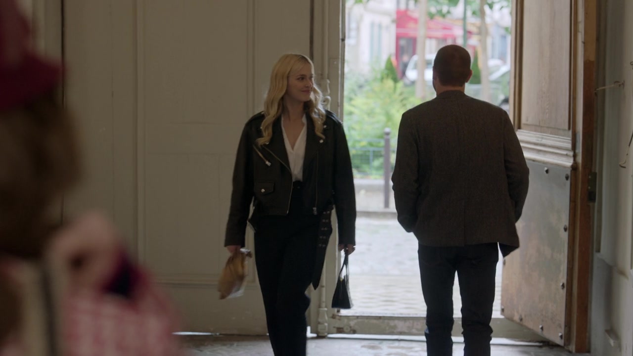 Emily_in_Paris_S01E06_Ringarde_720p_NF_WEB-DL_DDP5_1_x264-BTN_0445.jpg Emily_in_Paris_S01E06_Ringarde_720p_NF_WEB-DL_DDP5_1_x264-BTN_0445.jpg