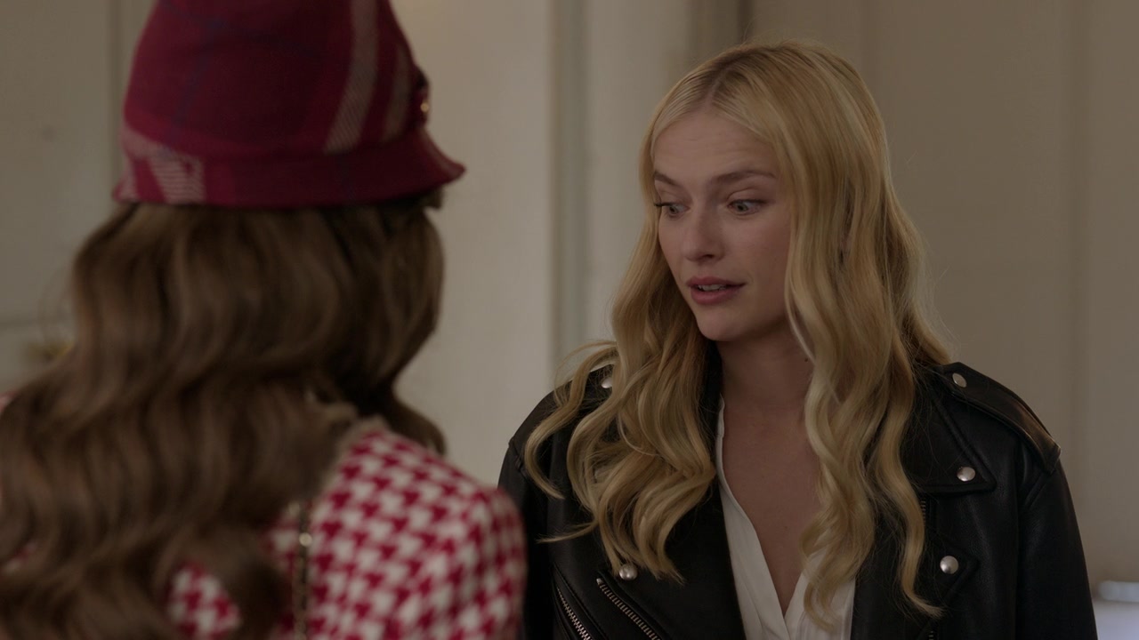 Emily_in_Paris_S01E06_Ringarde_720p_NF_WEB-DL_DDP5_1_x264-BTN_0455.jpg