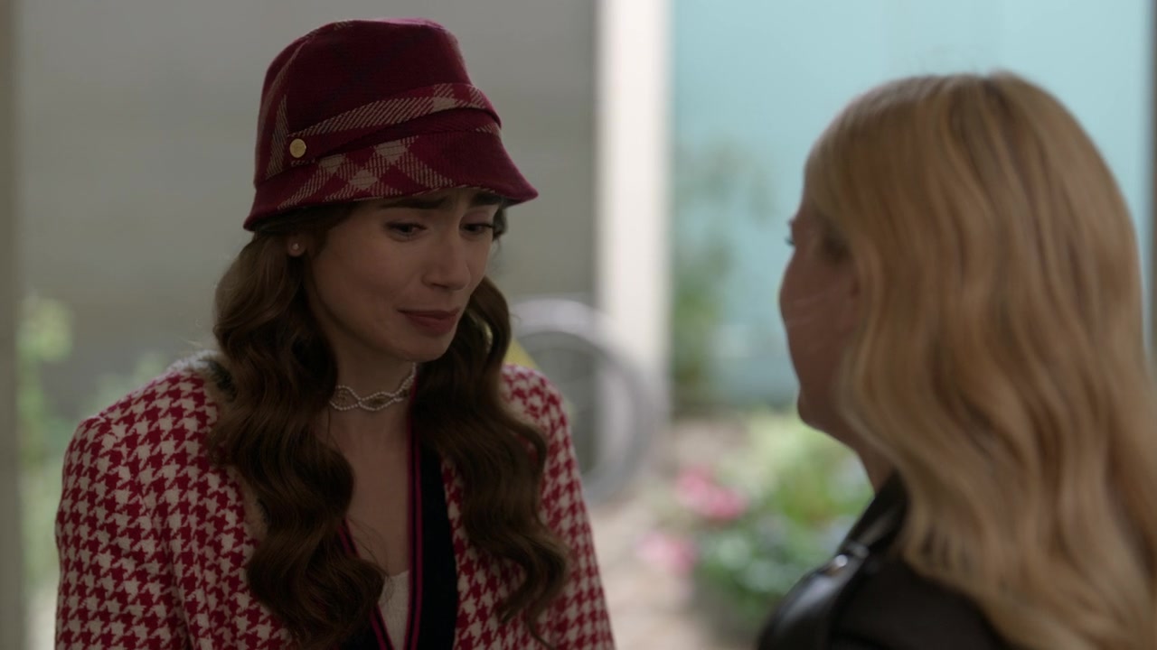 Emily_in_Paris_S01E06_Ringarde_720p_NF_WEB-DL_DDP5_1_x264-BTN_0463.jpg Emily_in_Paris_S01E06_Ringarde_720p_NF_WEB-DL_DDP5_1_x264-BTN_0463.jpg