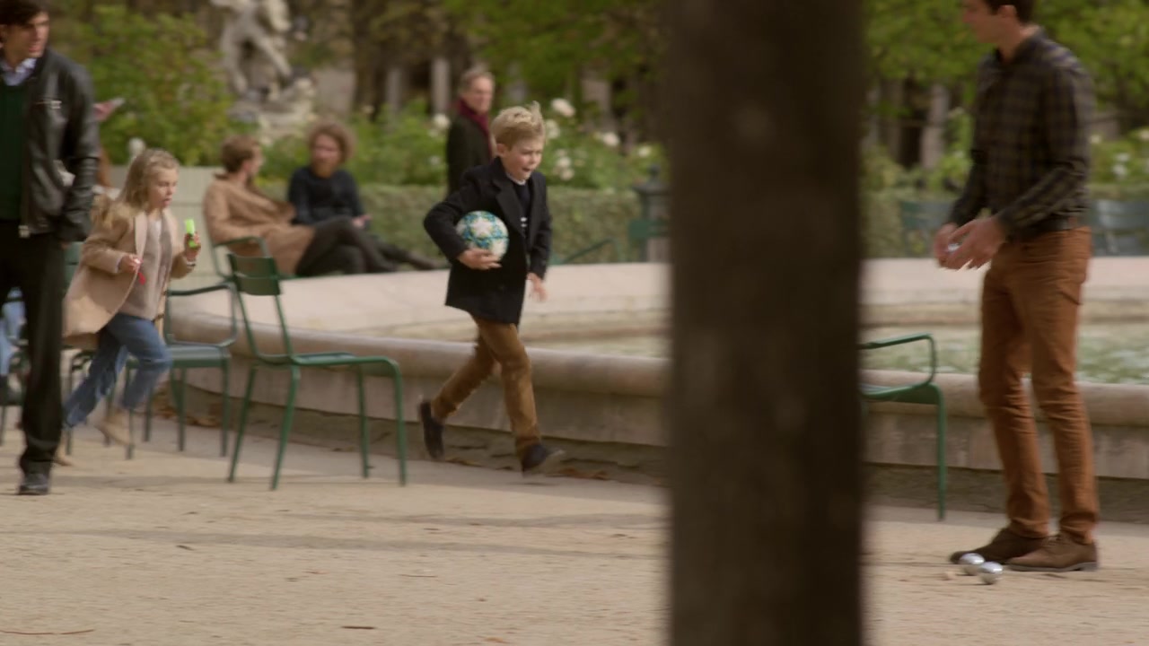 Emily_in_Paris_S01E06_Ringarde_720p_NF_WEB-DL_DDP5_1_x264-BTN_0551.jpg Emily_in_Paris_S01E06_Ringarde_720p_NF_WEB-DL_DDP5_1_x264-BTN_0551.jpg