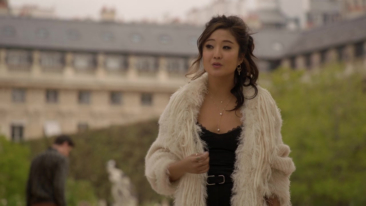 Emily_in_Paris_S01E06_Ringarde_720p_NF_WEB-DL_DDP5_1_x264-BTN_0645.jpg