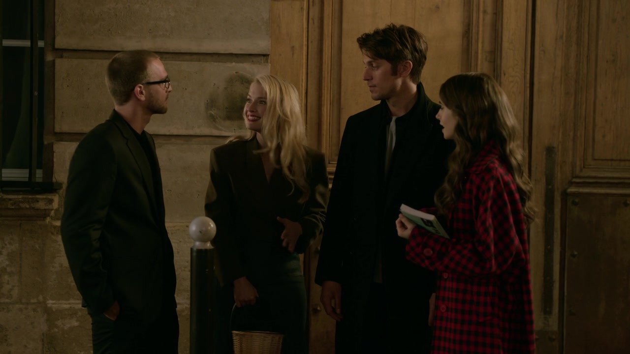 Emily_in_Paris_S01E06_Ringarde_720p_NF_WEB-DL_DDP5_1_x264-BTN_0725.jpg