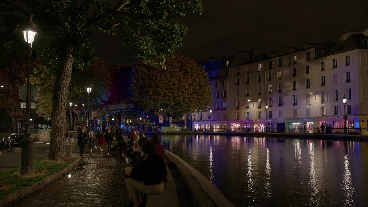 Emily_in_Paris_S01E06_Ringarde_720p_NF_WEB-DL_DDP5_1_x264-BTN_0738.jpg Emily_in_Paris_S01E06_Ringarde_720p_NF_WEB-DL_DDP5_1_x264-BTN_0738.jpg