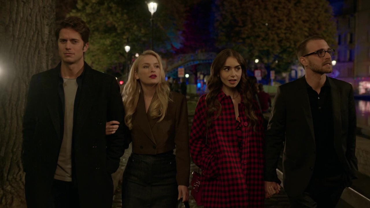 Emily_in_Paris_S01E06_Ringarde_720p_NF_WEB-DL_DDP5_1_x264-BTN_0746.jpg Emily_in_Paris_S01E06_Ringarde_720p_NF_WEB-DL_DDP5_1_x264-BTN_0746.jpg