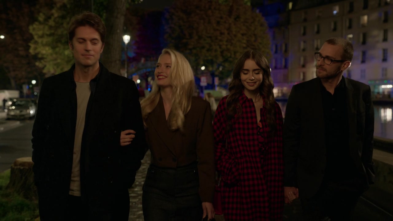 Emily_in_Paris_S01E06_Ringarde_720p_NF_WEB-DL_DDP5_1_x264-BTN_0755.jpg