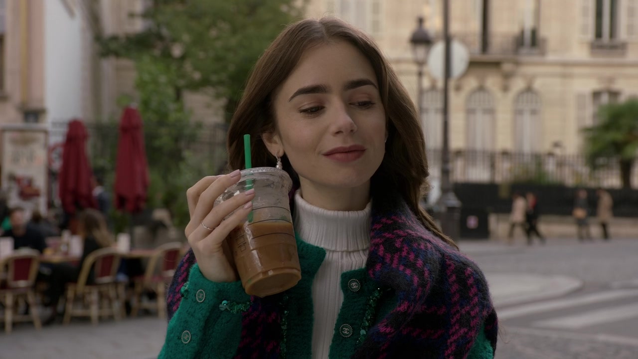 Emily_in_Paris_S01E06_Ringarde_720p_NF_WEB-DL_DDP5_1_x264-BTN_0852.jpg