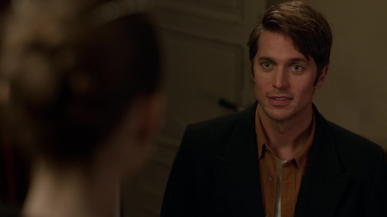 Emily_in_Paris_S01E06_Ringarde_720p_NF_WEB-DL_DDP5_1_x264-BTN_0896.jpg