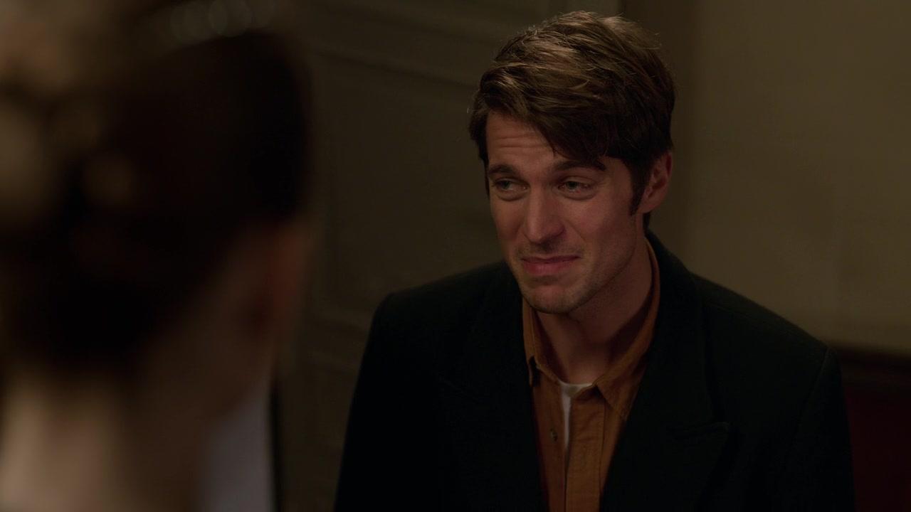 Emily_in_Paris_S01E06_Ringarde_720p_NF_WEB-DL_DDP5_1_x264-BTN_0911.jpg